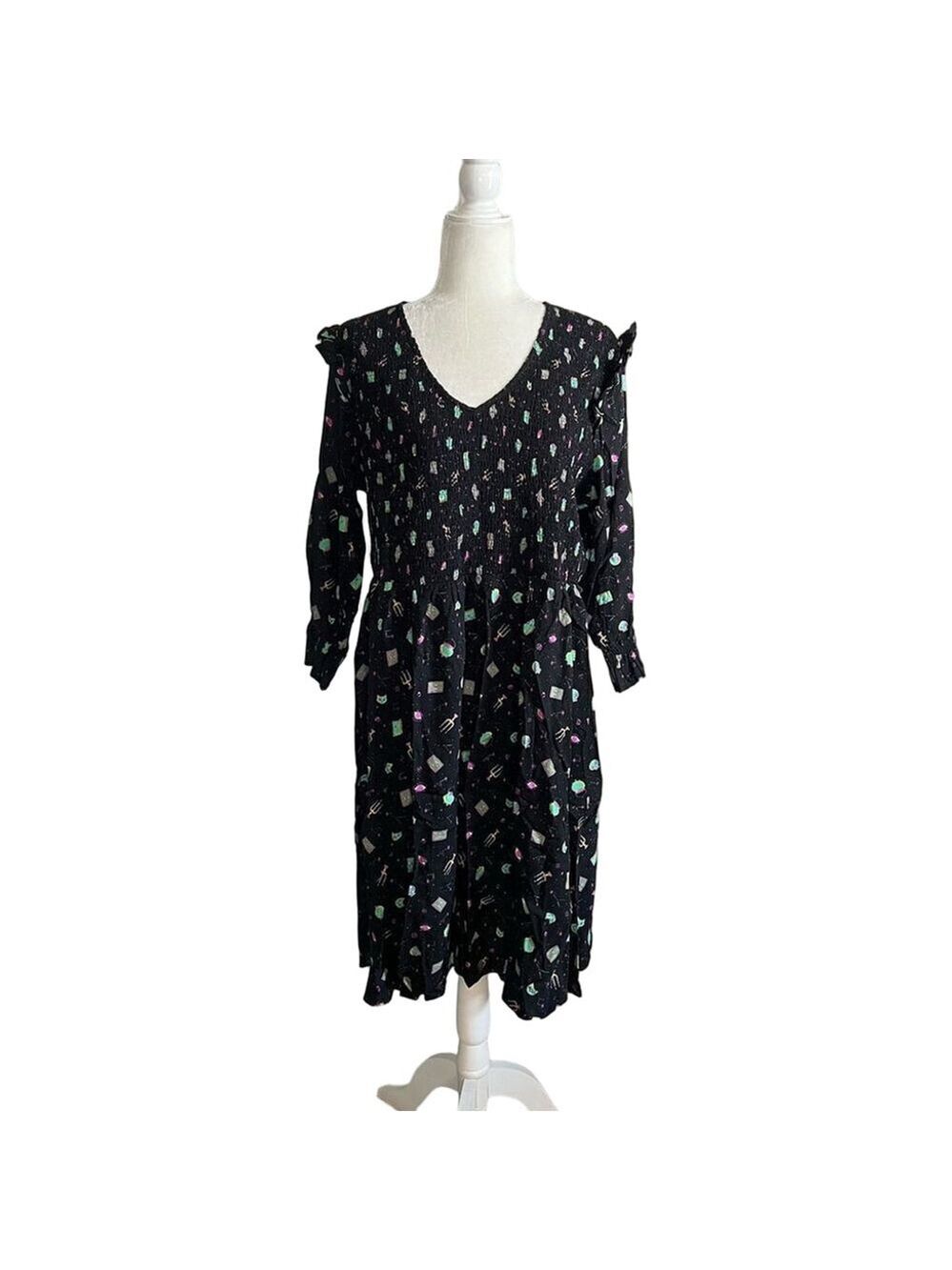 Disney Hocus Pocus Icons Dress Plus Size (Sz 2) - Picture 2 of 8